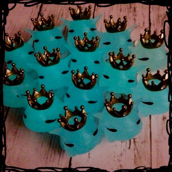 王冠モーリス(レジン製/本体モーリス蓄光)