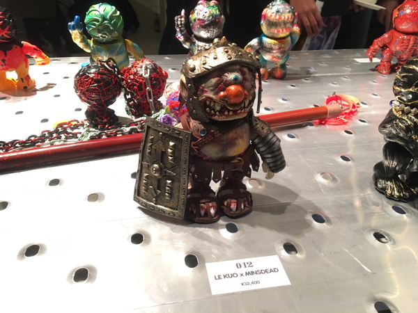 Le Kuo & Minsdeadの作品